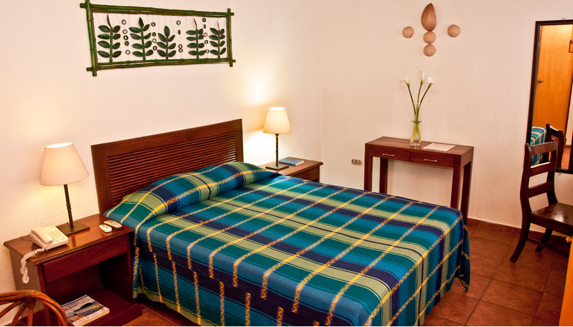 Hotel Arbol De Fuego ซานซัลวาดอร์ ภายนอก รูปภาพ